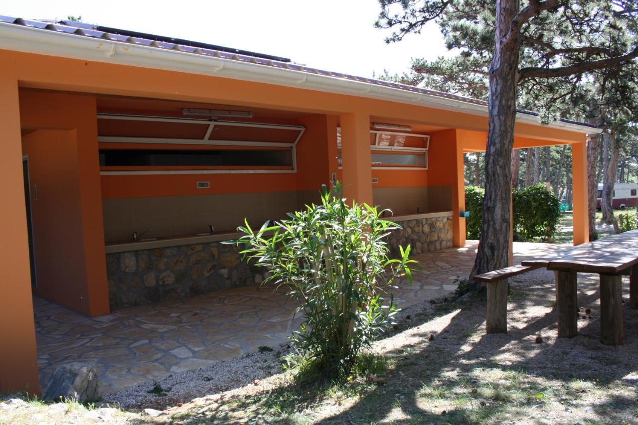 Camping Planik Hotel Ražanac Exterior foto